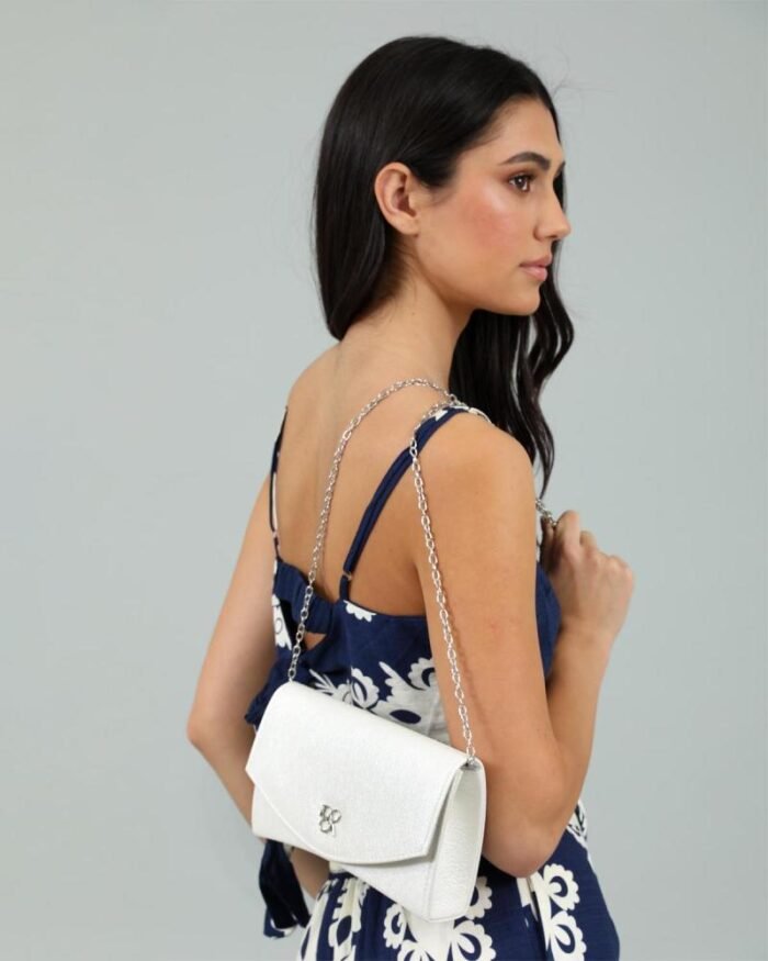 Женска чанта - Image 3