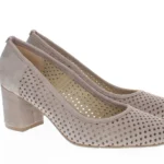 Женски чевли